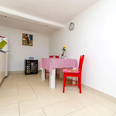 House Stella Vinišće
