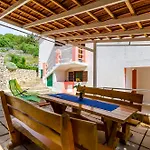 House Stella Vinišće